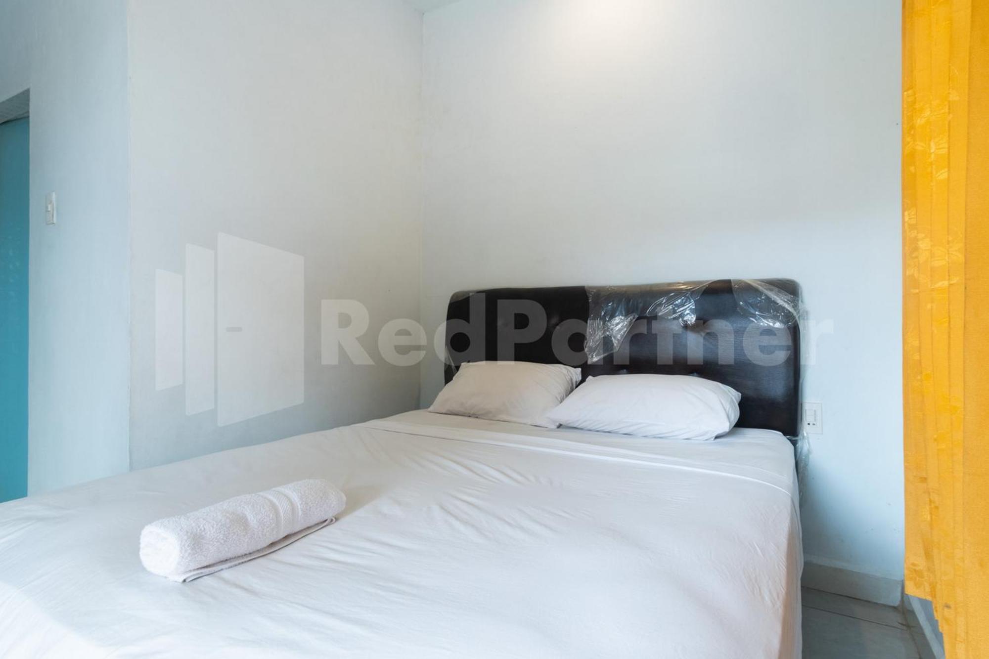 OYO 3937 Teratai Guest House Medan Extérieur photo