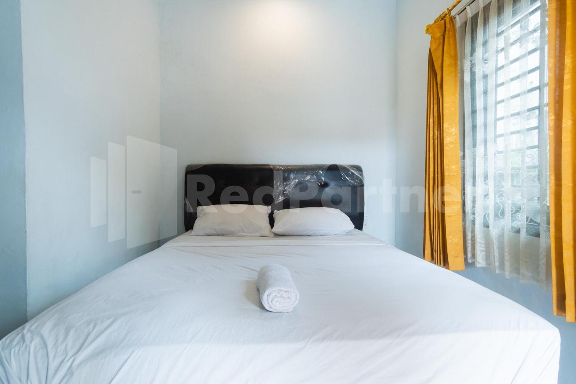OYO 3937 Teratai Guest House Medan Extérieur photo